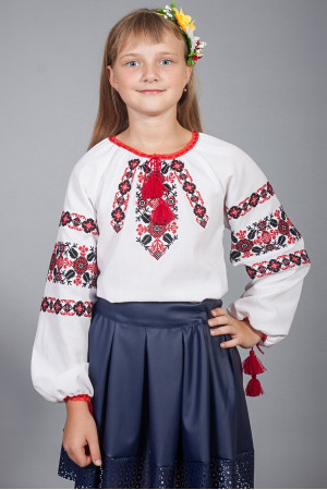 Вишиванка для дівчинки «Галинка» білого кольору з червоно-чорним орнаментом
