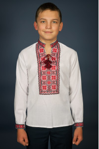 Вышиванка для мальчика «Марьянчик» с красно-черным орнаментом