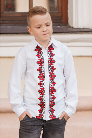 Вышиванка для мальчика «Устин» с красно-черным орнаментом