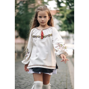 Вышиванка для девочки «Батьківський дар» цвета льна