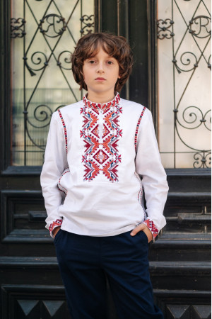 Embroidered shirt for a boy "Father's gift" in white