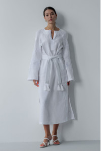 Вишита сукня «Чарівна стихія» білого кольору