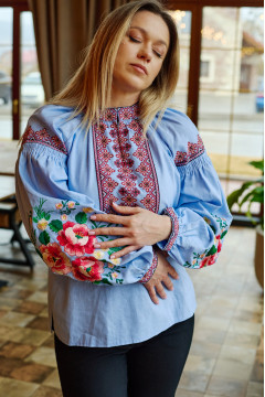 Embroidered shirt 