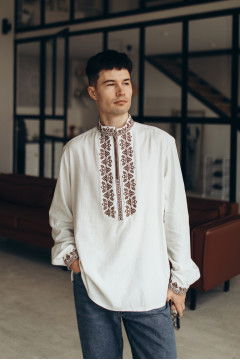Чоловіча вишиванка «Витоки. Світло» молочного кольору