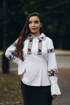  Вишиванка «Маківка» білого кольору
