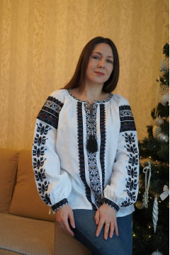  Вишиванка «Мирослава» білого кольору