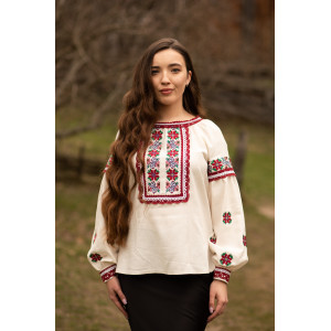 Вышиванка «Барвінок» молочного цвета