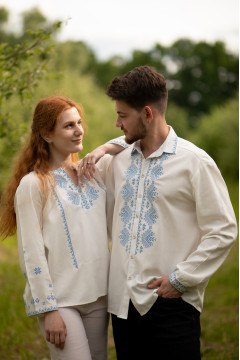 Pair of embroidered shirts "Skyline" in milky color
