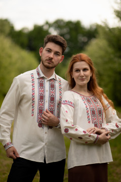 Парний комплект вишиванок «Тиша» молочного кольору