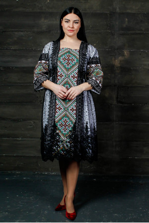 Платье «Чаруна» белого цвета с черной сеткой 