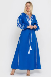 Вышитое платье «Геометрическая гладь» синего цвета с белым орнаментом