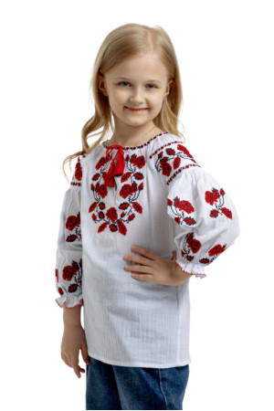 Вышиванка для девочки «Мечта» белого цвета с красным орнаментом