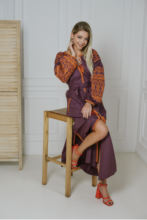 Сукня «Злата» фіолетового кольору з помаранчевим орнаментом