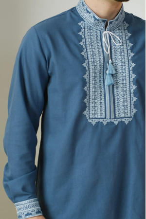 Мужская вышиванка «Цвитан» серо-синего цвета с голубым орнаментом