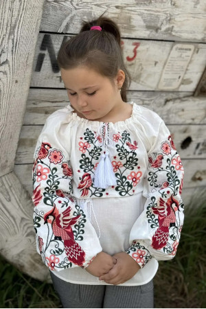 Вышиванка для девочки «Кукушечка» белого цвета с розовым орнаментом