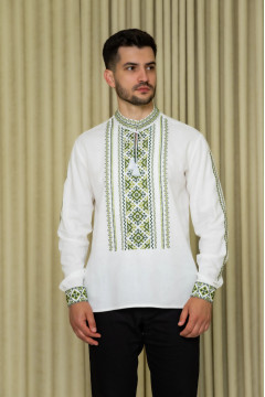 Men's embroidered shirt "Oksen" in milky color with green ornament
