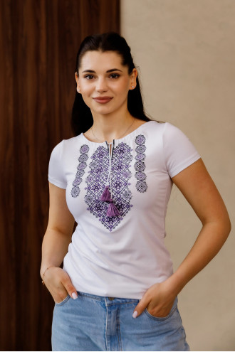 Embroidered T-shirt "Lavandula" in white with purple ornament