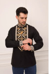 Мужская вышиванка «Яромир» черного цвета с золотистым орнаментом