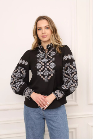 Embroidered shirt "Yaromyra" in black with gray ornament