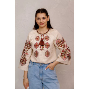 Вишиванка «Богуслава» бежевого кольору з вишневим орнаментом
