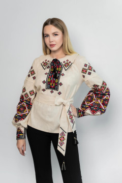 Вишиванка «Карпатська» бежевого кольору