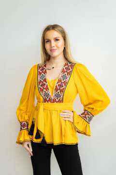 Вишиванка «Офелія» гірчичного кольору
