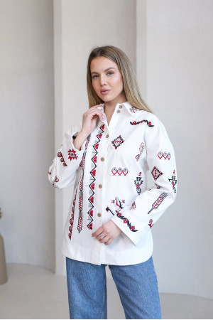 Вышиванка «Сильна» молочного цвета
