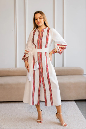 Embroidered dress "Panusya" in white with brown-red ornament