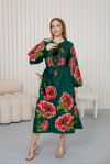 Вышитое платье «Пристрасть» изумрудного цвета