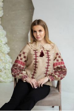 Вишиванка «Ошатна» бежева з бордовою вишивкою