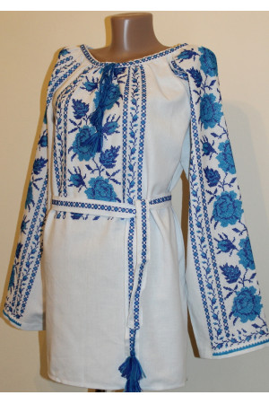 Вышиванка «Подольская ружа» с голубой вышивкой