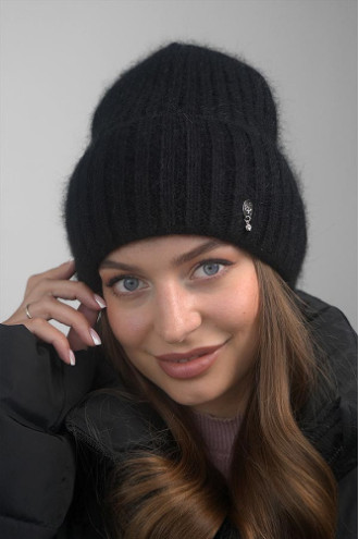 Шапка "Витория" черного цвета