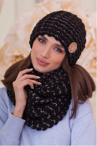 "Cosmeya" set (hat and scarf-snood) in black with graphite