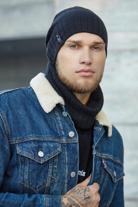 Чоловічий комплект «Реал» (шапка, шарф-снуд) чорного кольору