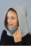 Cap with collar 