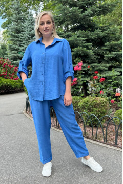 "Martin" suit in cornflower color