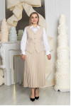 Cream-colored Wendy costume
