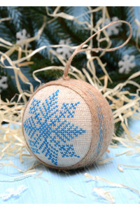 Елочный шарик "Снежинка" с голубым орнаментом