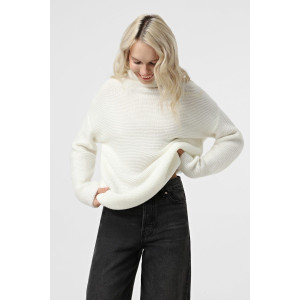 Светр «Міллі» білого кольору