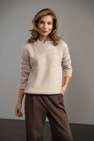 Джемпер «Орфея» цвета льна Джемпер «Орфея» цвета льна