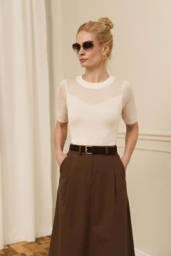 Футболка «Нонна» молочного кольору