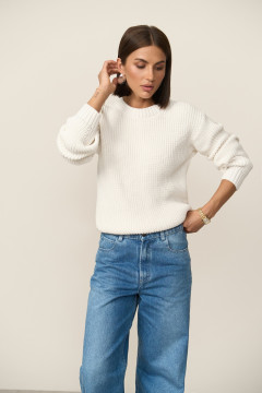 Basic sweater "Rosaline" milky color
