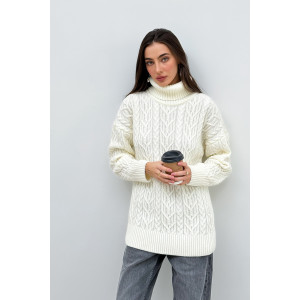 Sweater "Olivia" milky color