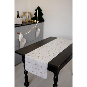 Новорічна доріжка на стіл «Шапочки» бежевого кольору