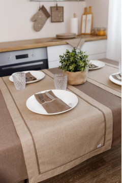 Доріжка на стіл «Кориця» кольору мокко