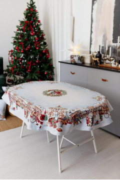 Новогодняя овальная скатерть «Каруселі»