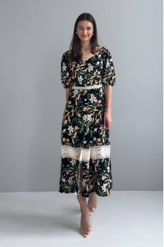 "Amelia" dress in black with print