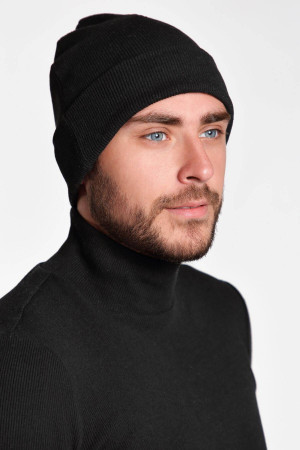 Мужская шапка «Крайв» черного цвета