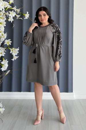 Платье «Айрана» серого цвета с принтом