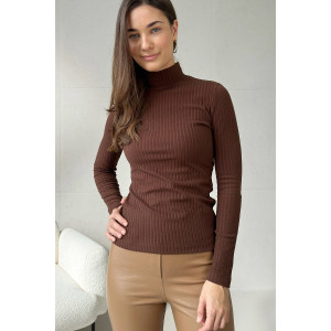 Класичний гольф «Балада» коричневого кольору